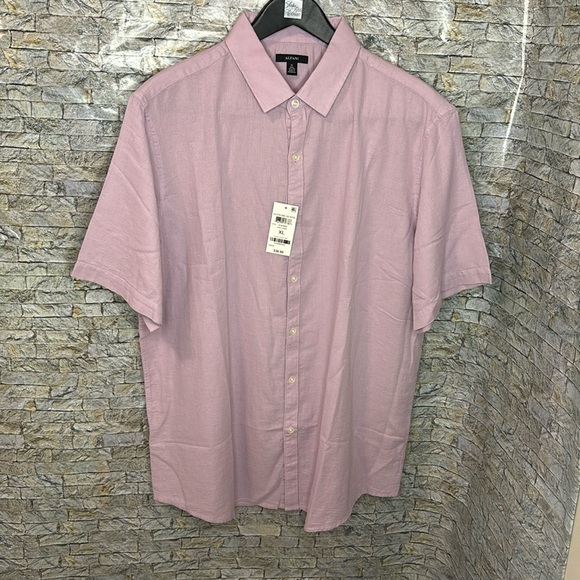 🔥🔥Alfani Men Short Sleeved Button Down Shirt Size: XL 🔥🔥 - Picture 1 of 8